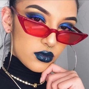 Tiny Mini Small Red Cat Eye Sunglasses +Case